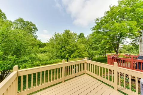 6384 Cunningham Ct, Gurnee, IL 60031 photo 31