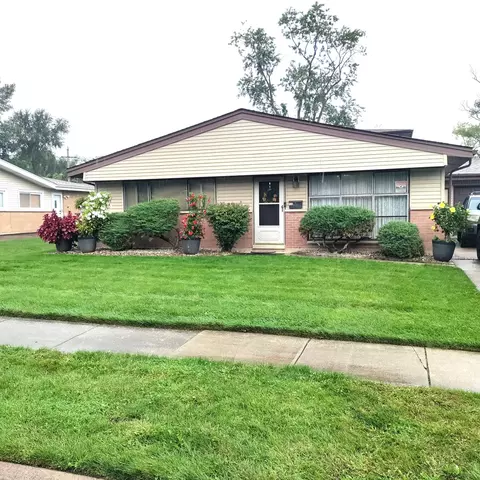 126 Hay St, Park Forest, IL 60466