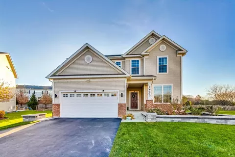 2423 Coastal Sage Ct, Naperville, IL 60563