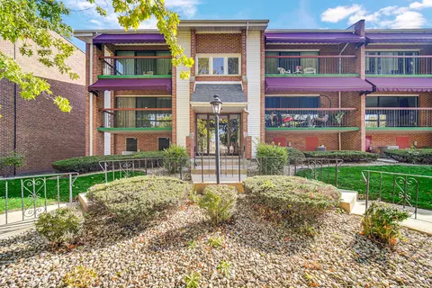 9633 Kedvale Ave #101, Oak Lawn, IL 60453