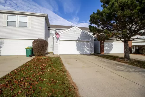 25193 Shannon Dr, Manhattan, IL 60442