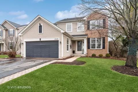 2550 Hartfield Dr, Montgomery, IL 60538
