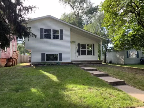 3110 Emmaus Ave, Zion, IL 60099