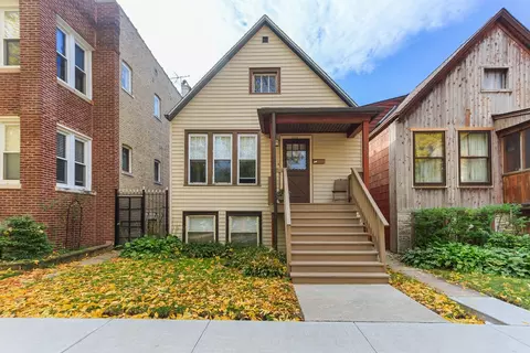3233 W Berteau Ave, Chicago, IL 60618