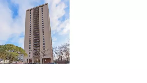 2605 S Indiana Ave #1904, Chicago, IL 60616