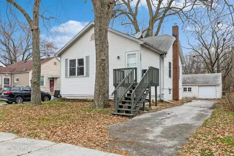 17927 Lorenz Ave, Lansing, IL 60438