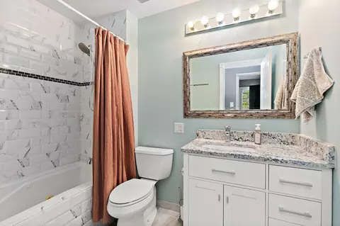 1125 Lancaster Ct, Hoffman Estates, IL 60169 photo 12