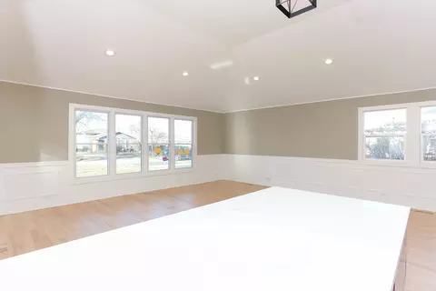 8143 Mcvicker Ave, Burbank, IL 60459 photo 7