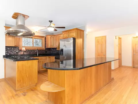 24730 W Bluff Rd, Channahon, IL 60410 photo 6