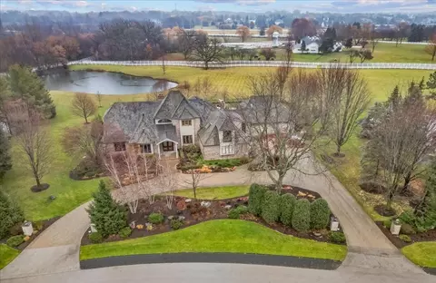 37230 N Black Velvet Ln, Wadsworth, IL 60083