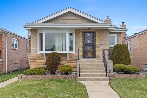 2742 W 83rd Pl, Chicago, IL 60652