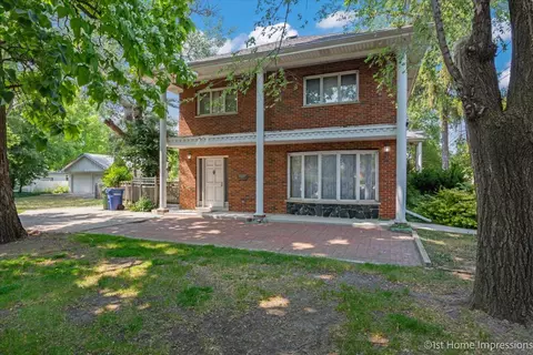 9856 Central Ave, Oak Lawn, IL 60453