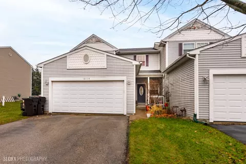 10114 Brigham Trl, Hebron, IL 60034