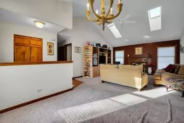 952 Pearson Rd, Cary, IL 60013 photo 5