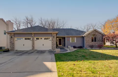 1112 Oxford Ln, Shorewood, IL 60404