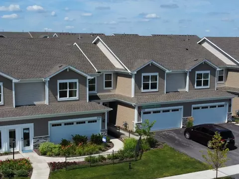 2688 Martini St #1804, Mundelein, IL 60060