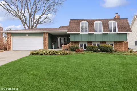 1631 S Prospect St, Wheaton, IL 60189