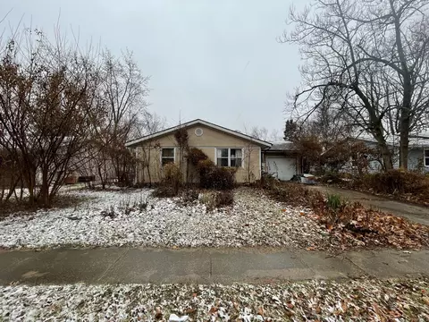 3107 W John St, Champaign, IL 61821
