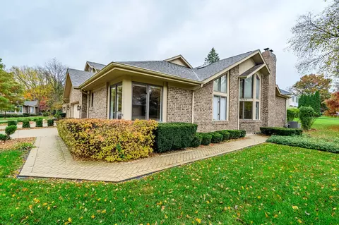 2529 Saint Andrews Dr, Olympia Fields, IL 60461