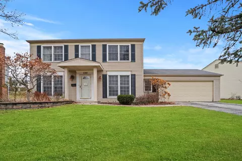 348 Ambleside Dr, Roselle, IL 60172