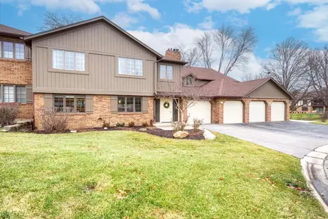 7930 W Lakeview Ct #1A, Palos Heights, IL 60463