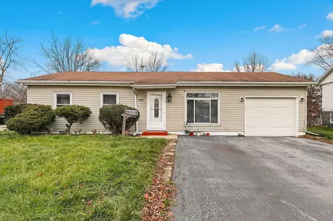 4300 Whitehall Ln, Richton Park, IL 60471