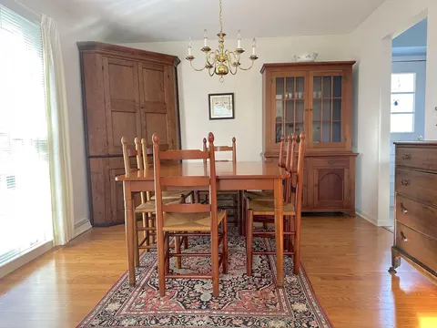 1107 E Forest Ave, Wheaton, IL 60187 photo 5