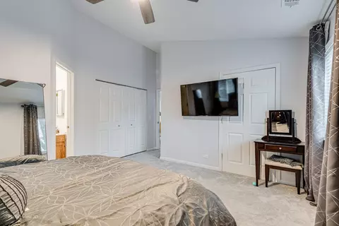 1608 Warwick Ct #D-2, Wheeling, IL 60090 photo 12