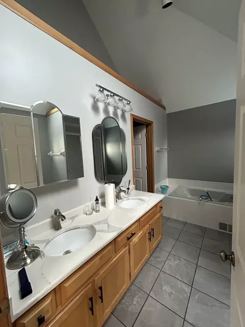 800 Ayers St, Bolingbrook, IL 60440 photo 14