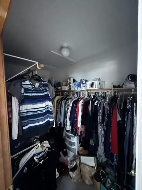 800 Ayers St, Bolingbrook, IL 60440 photo 16