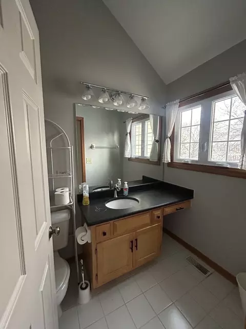 800 Ayers St, Bolingbrook, IL 60440 photo 11