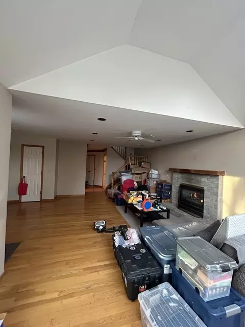 800 Ayers St, Bolingbrook, IL 60440 photo 4
