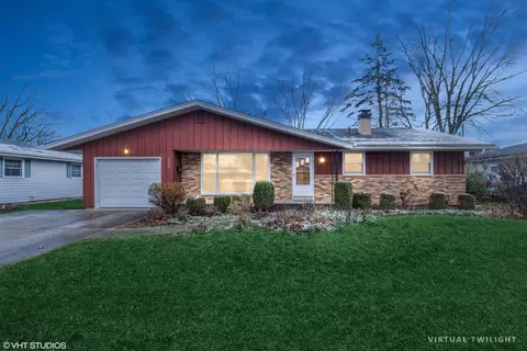 417 Keith Ave, Crystal Lake, IL 60014
