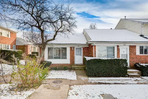 401 Salem Sq #D, Bolingbrook, IL 60440