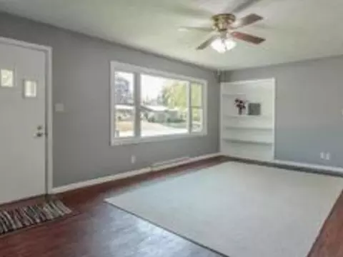 410 Orlando Ave, Normal, IL 61761 photo 3