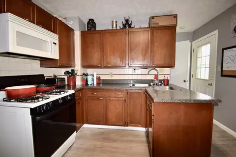410 Orlando Ave, Normal, IL 61761 photo 8