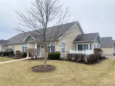 2111 W Waterbury Ln #2111, Sycamore, IL 60178