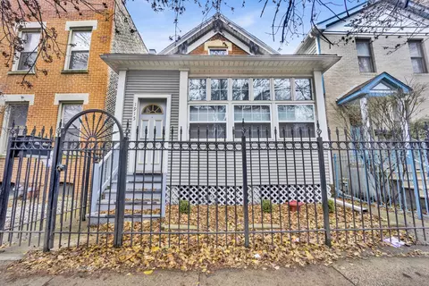 1915 N Sheffield Ave, Chicago, IL 60614