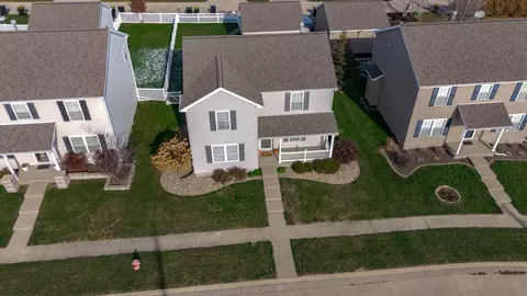 1108 Teegan St, Normal, IL 61761 photo 2