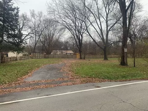 616 Woodruff Ave, Joliet, IL 60436