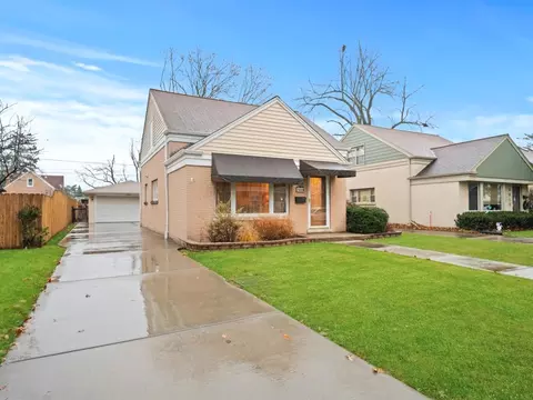 2909 Sunnyside Ave, Brookfield, IL 60513
