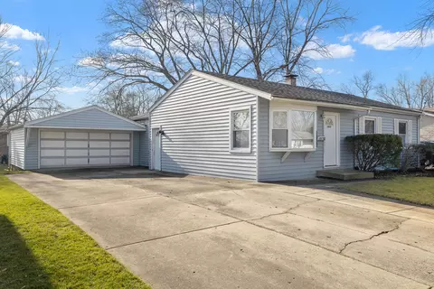 1653 Linden Ave, Hanover Park, IL 60133
