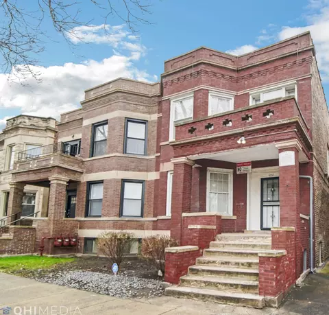 6237 S Eberhart Ave, Chicago, IL 60637