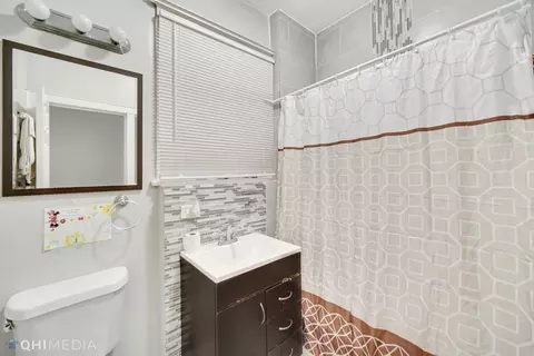 6237 S Eberhart Ave, Chicago, IL 60637 photo 14