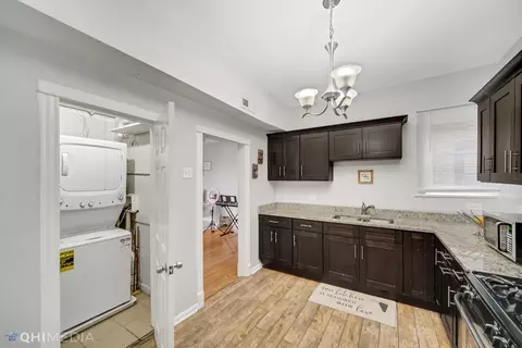 6237 S Eberhart Ave, Chicago, IL 60637 photo 5