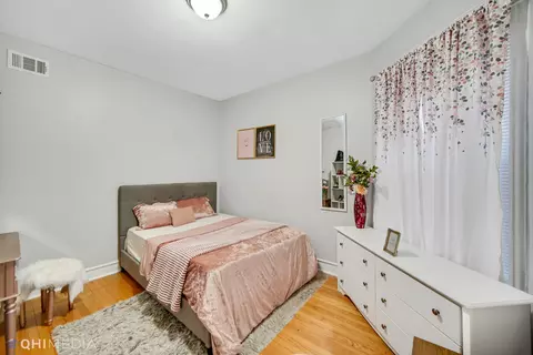 6237 S Eberhart Ave, Chicago, IL 60637 photo 9