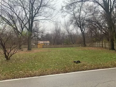 620 Woodruff Ave, Joliet, IL 60436