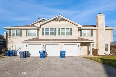 12212 Fairway Cir #D, Blue Island, IL 60406