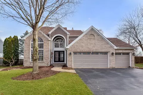 249 Burton Dr, Bartlett, IL 60103