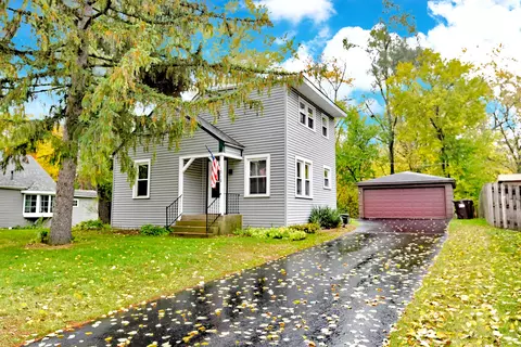 318 Northern Ct, Island Lake, IL 60042